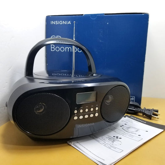 INSIGNIA CD Boombox AM/FM Radio player NS-B4111-C - Black