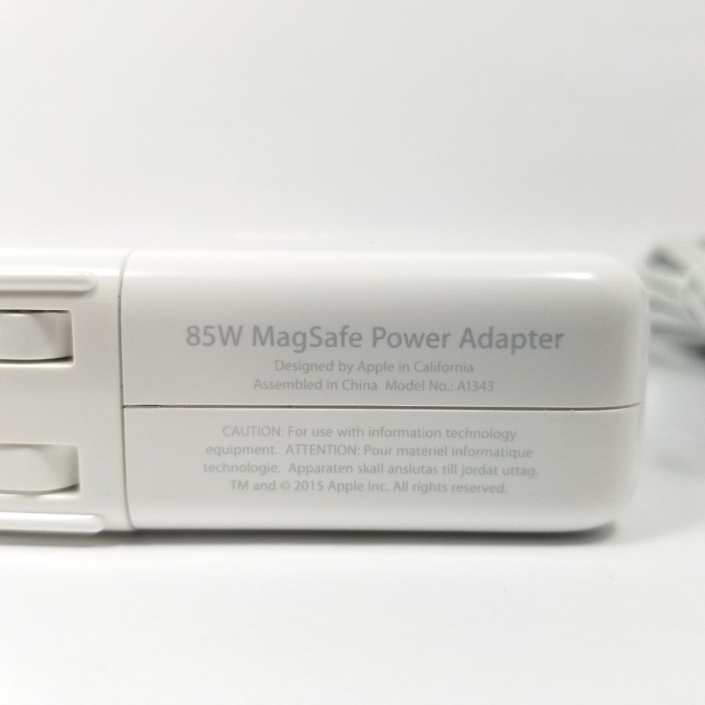 Apple MagSafe 85W selling Power Adapter for 15